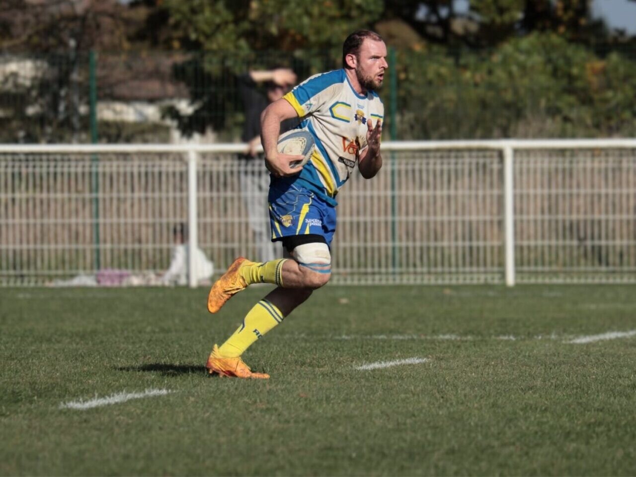 Match de football amateur en Normandie