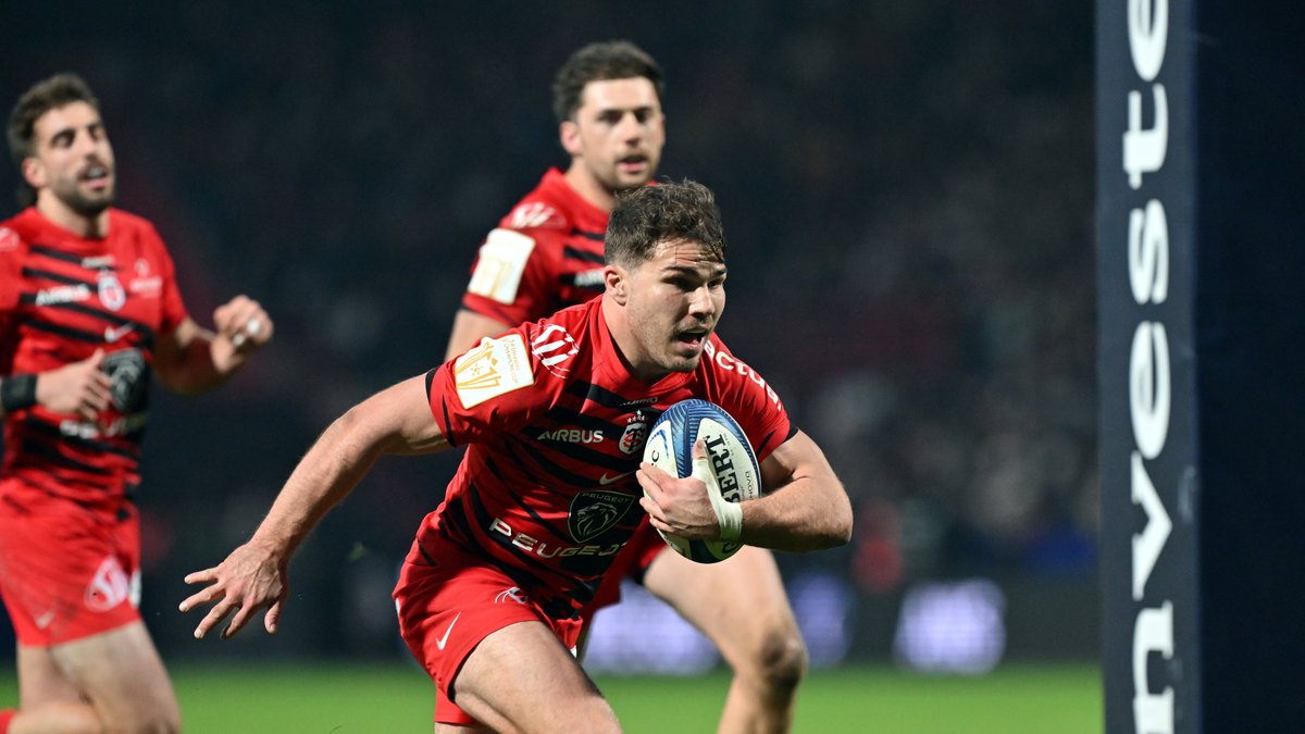 Antoine Dupont lors de sa reprise à Toulouse