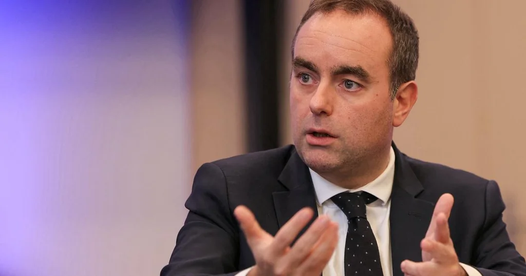 Lecornu appelle les députés à voter en conscience sur le budget Sécu