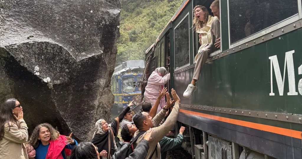 Collision de trains près du Machu Picchu : 1 mort, dizaines blessés