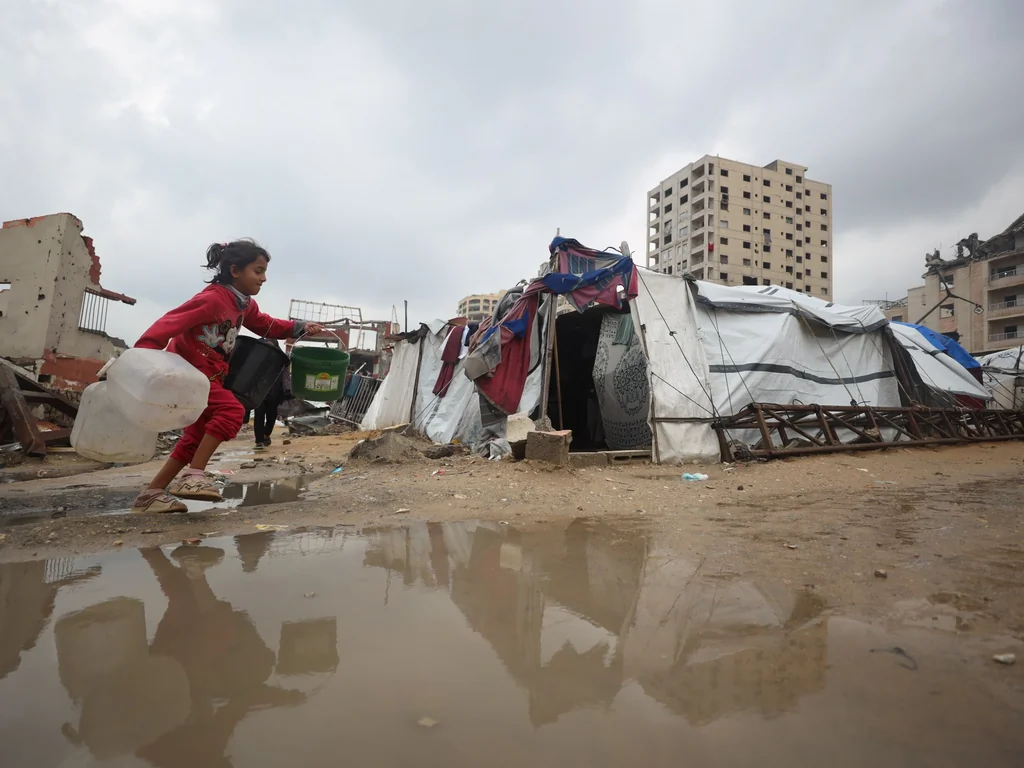 Gaza : 9 Palestiniens morts par le froid et les intempéries