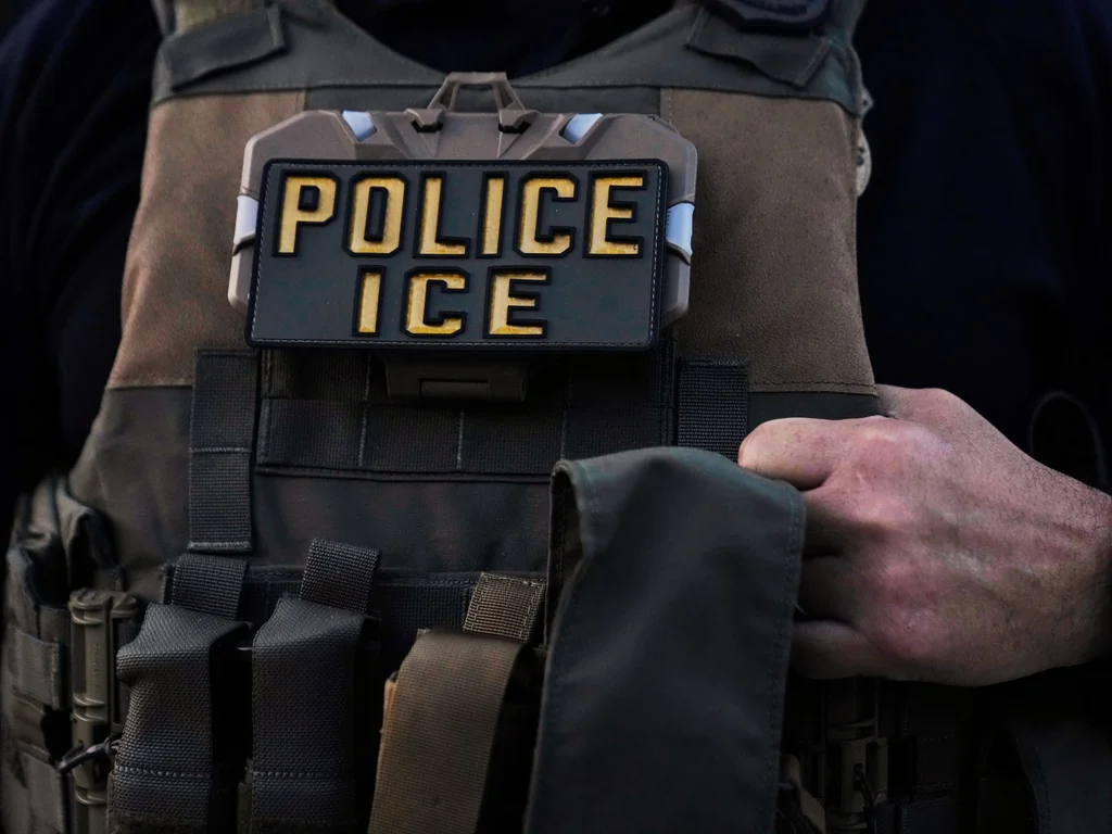 ICEBlock attaque l'administration Trump pour liberté d'expression