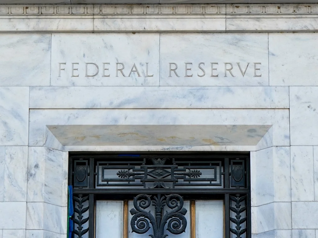 La Fed réduit ses taux à 3,50–3,75% : dernière décision 2025