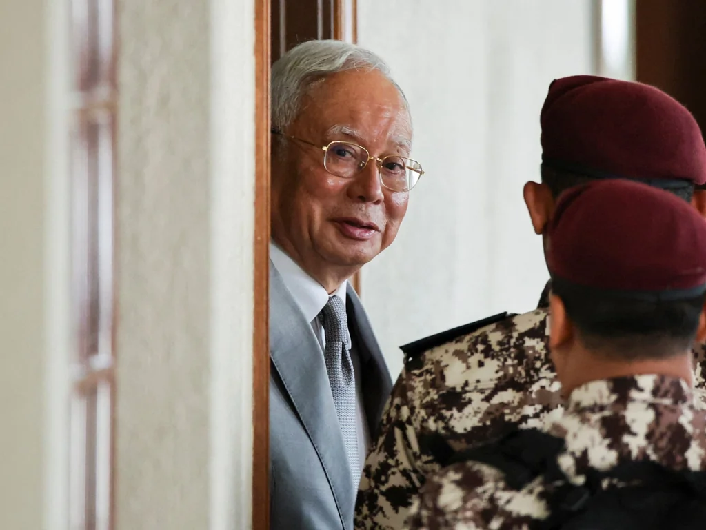 Najib Razak reconnu coupable d'abus de pouvoir dans l'affaire 1MDB