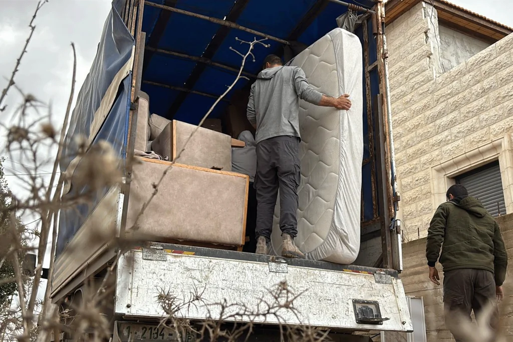 Naplouse : familles palestiniennes évacuées avant démolition