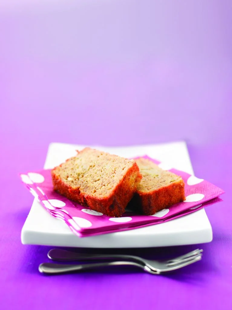 Pain épicé à la banane, douceur dorée et parfumée
