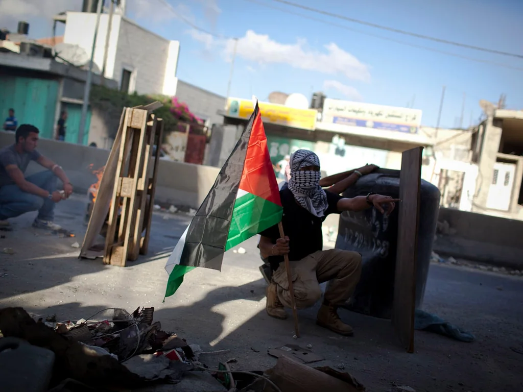 Qalandiya : retrait israélien après raids, deux Palestiniens tués