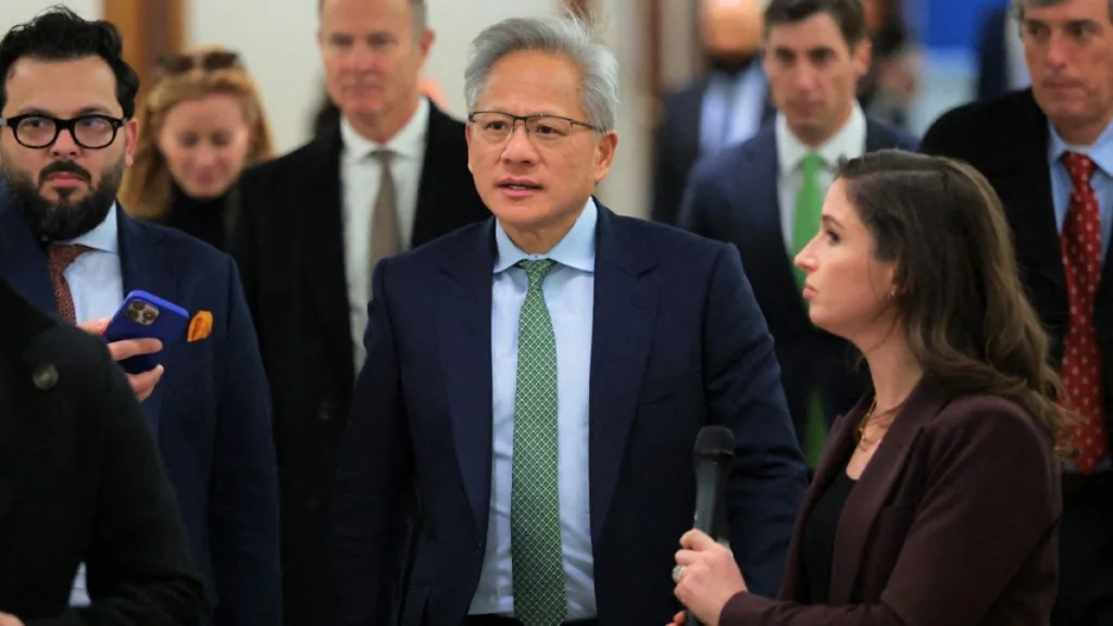 Trump autorise la vente des puces Nvidia H200 vers la Chine