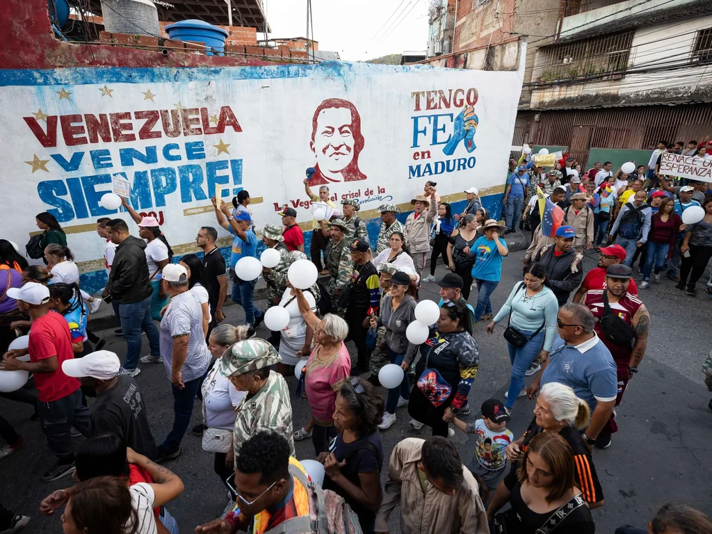 Venezuela : manifestations pro-Maduro après saisie d'un pétrolier US