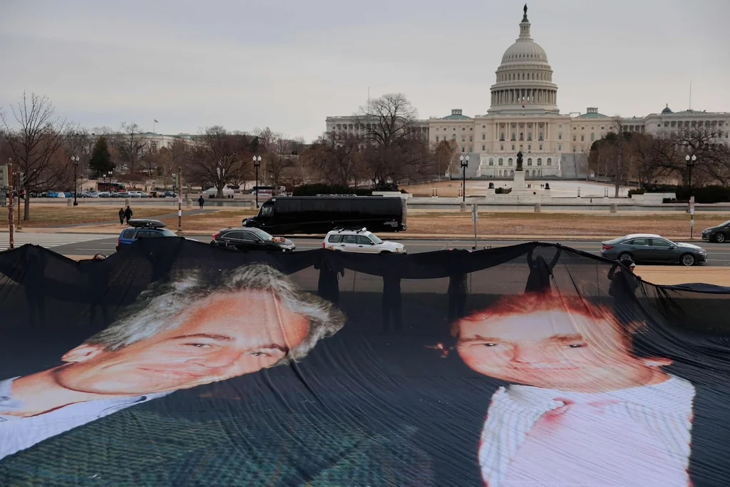 Affaire Epstein: près de 8 000 nouveaux documents publiés par le DOJ