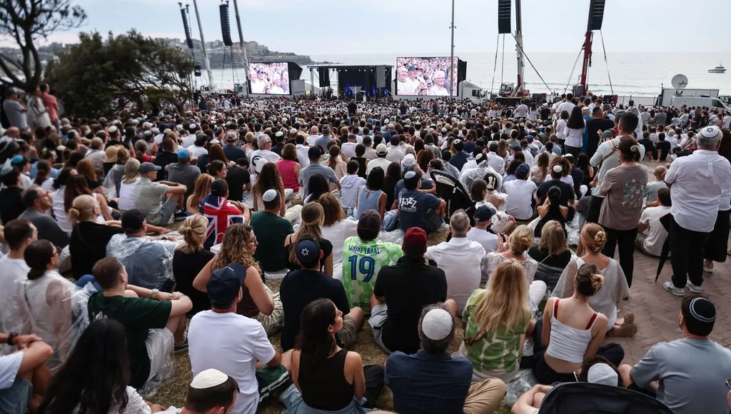 Les Australiens unis une semaine après l'attentat antisémite à Sydney