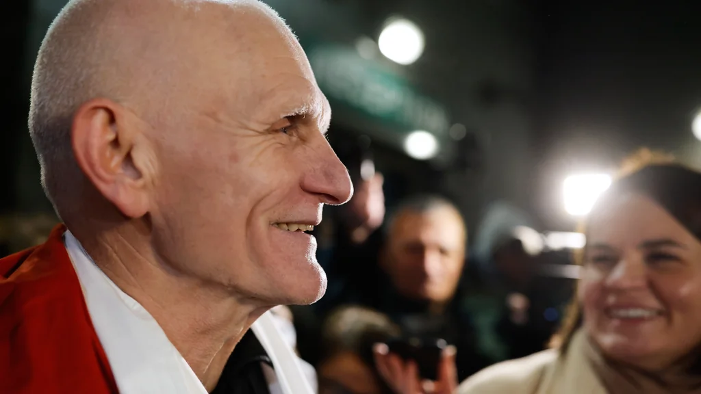 Belarus libère 123 prisonniers politiques après levée de sanctions américaines