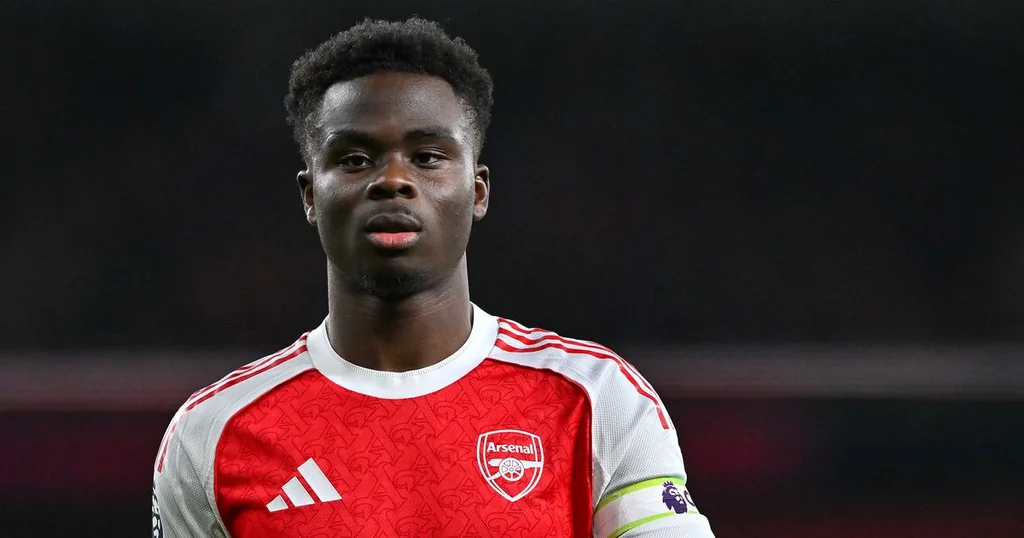 Bukayo Saka surpris par la réaction de son coéquipier lors de la victoire d'Arsenal contre Wolverhampton