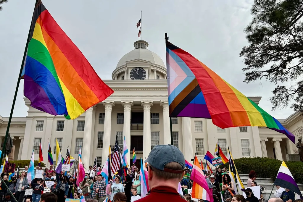 États-Unis: mesures sur les traitements de transition mineurs annoncées