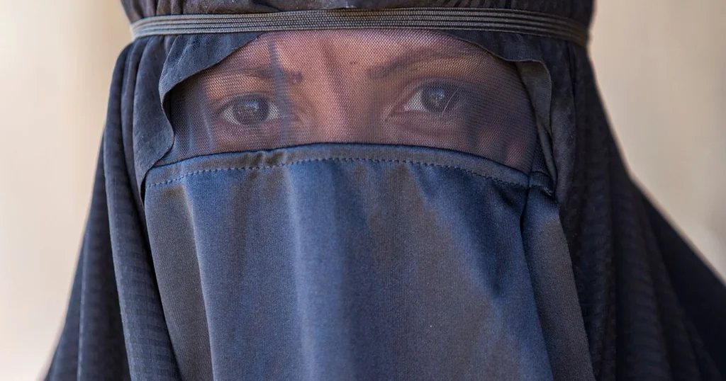 Exécution d'une jeune mariée en Iran : un drame de violences conjugales