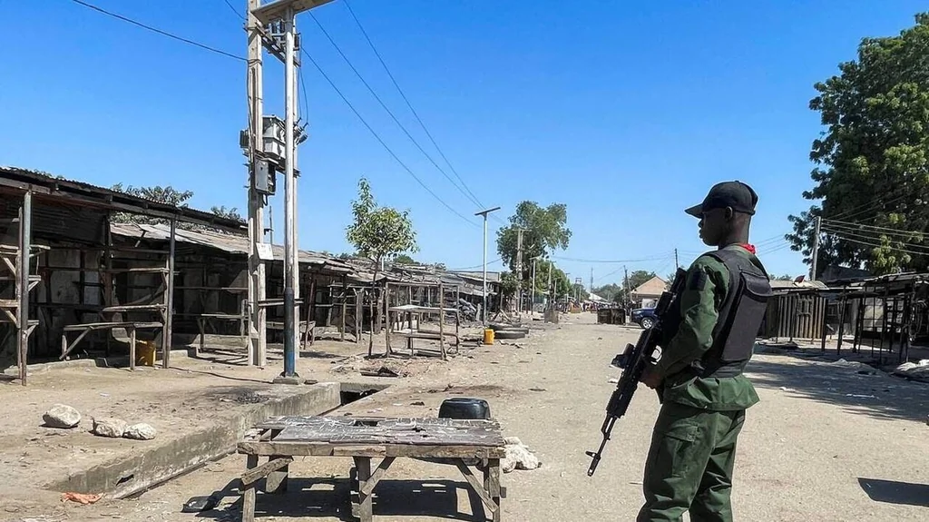 Frappes américaines au Nigeria et explosion à Maiduguri