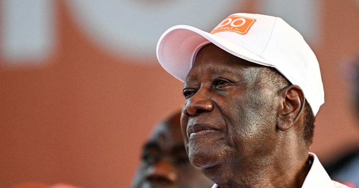 Alassane Ouattara lors de l'investiture à Abidjan