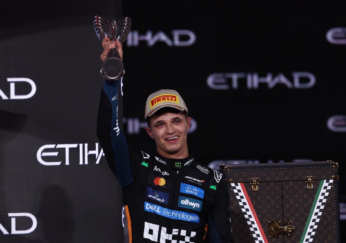 Lando Norris sur le circuit Yas Marina après le Grand Prix