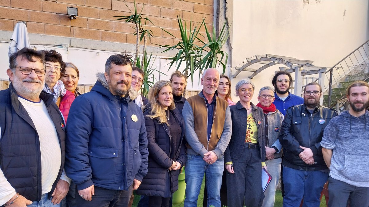 Campagne locale à Gaillac, affiches et rassemblement