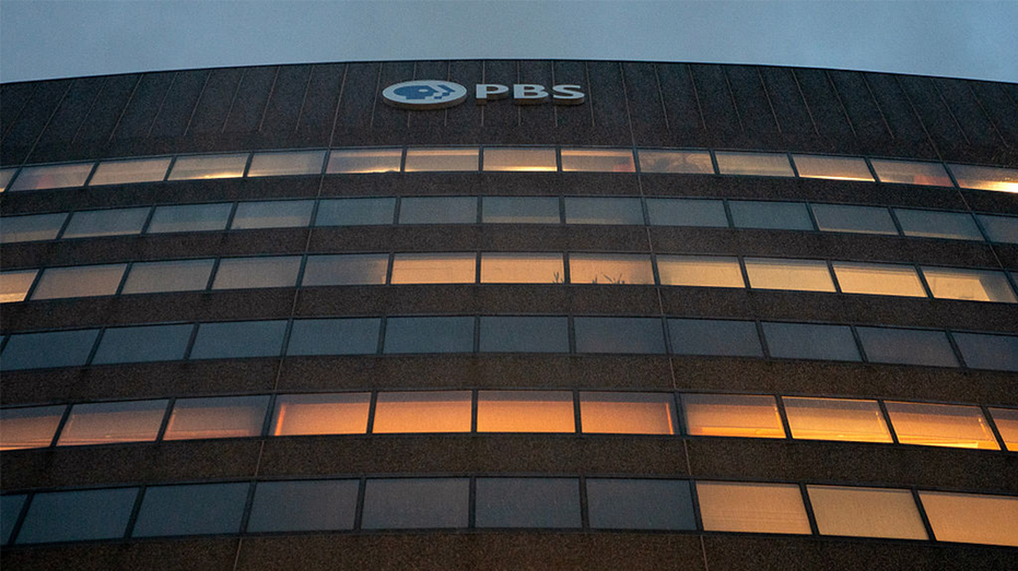 Panneau signalétique du Public Broadcasting Service