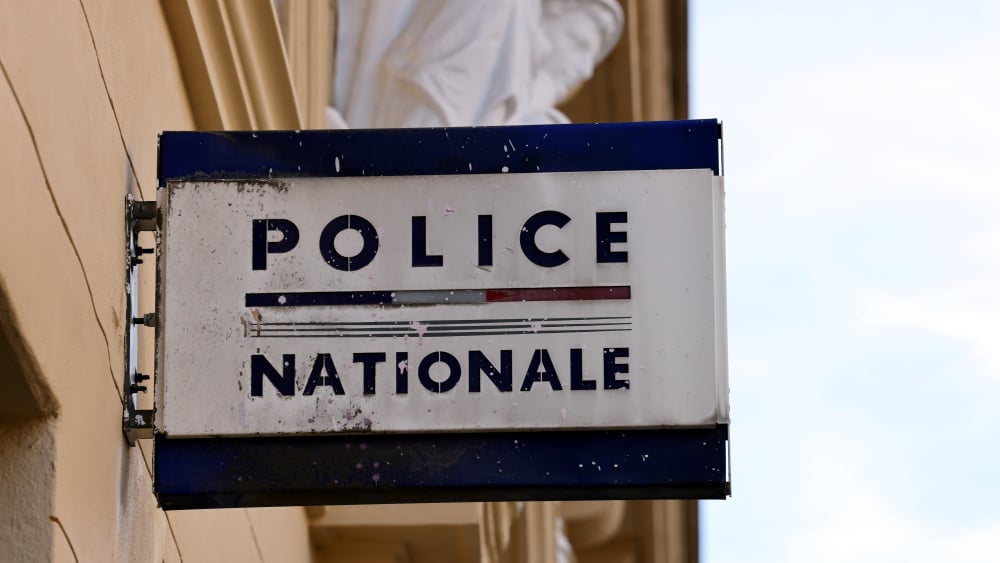 Photo illustration police illustration