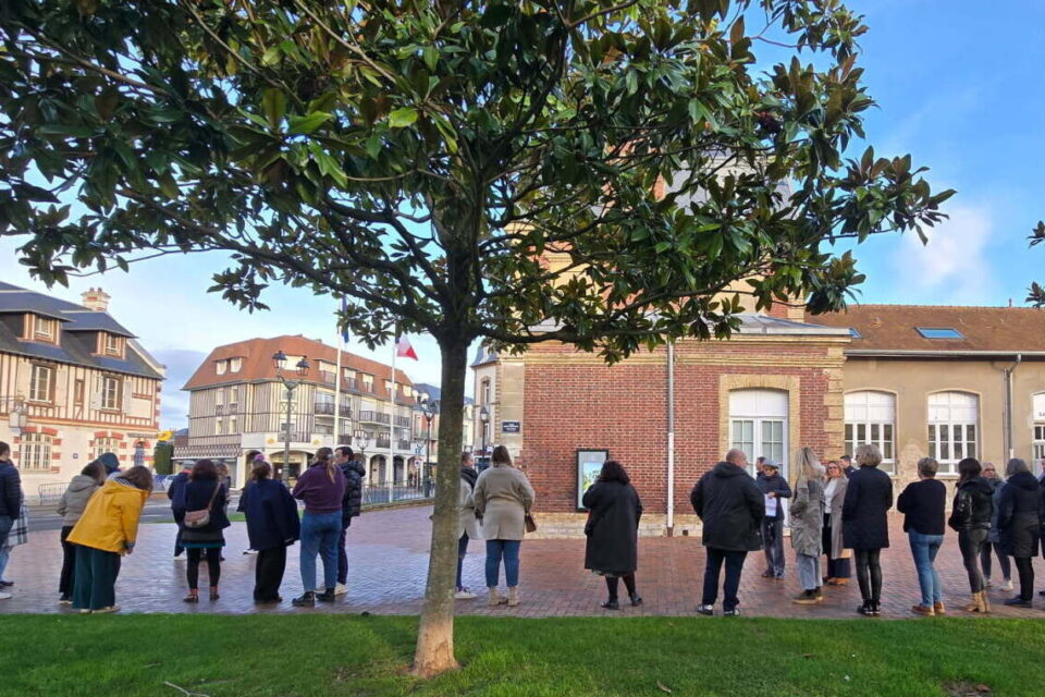 Exercice d'évacuation à la mairie de Cabourg