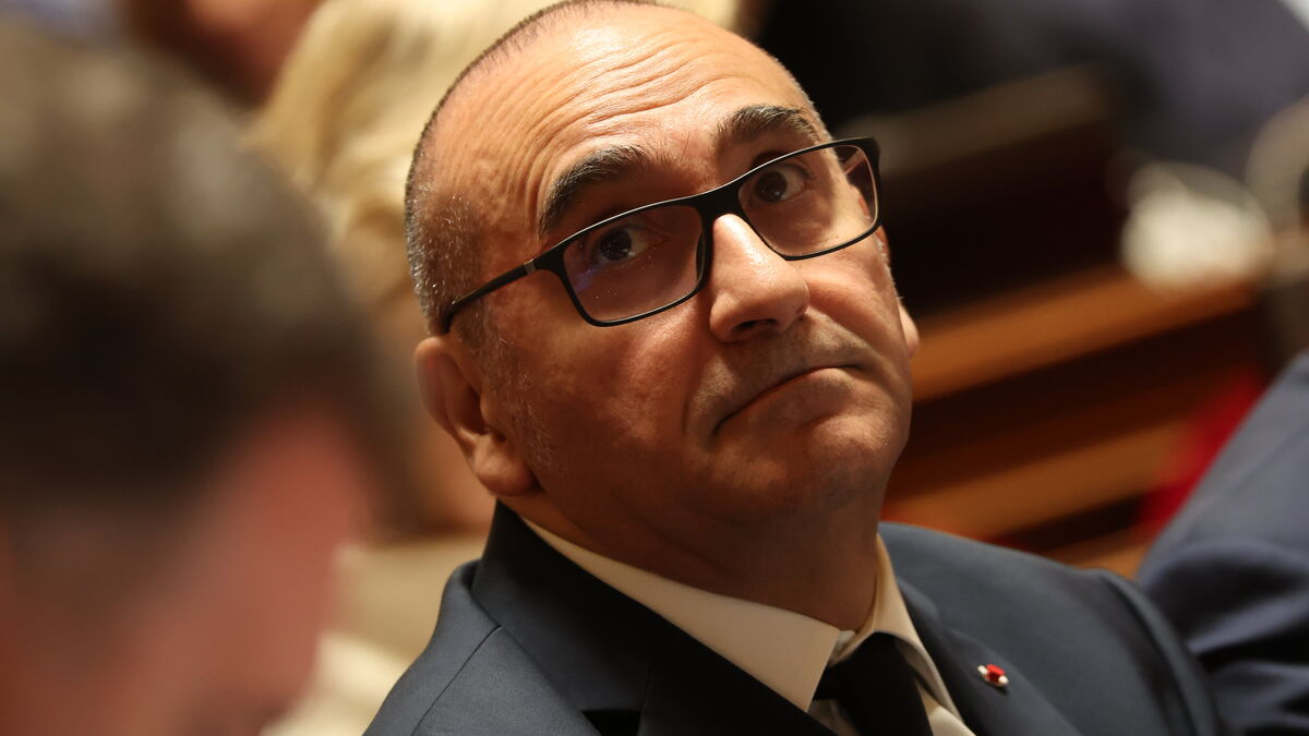 Vue d'une conférence de presse sur la sécurité