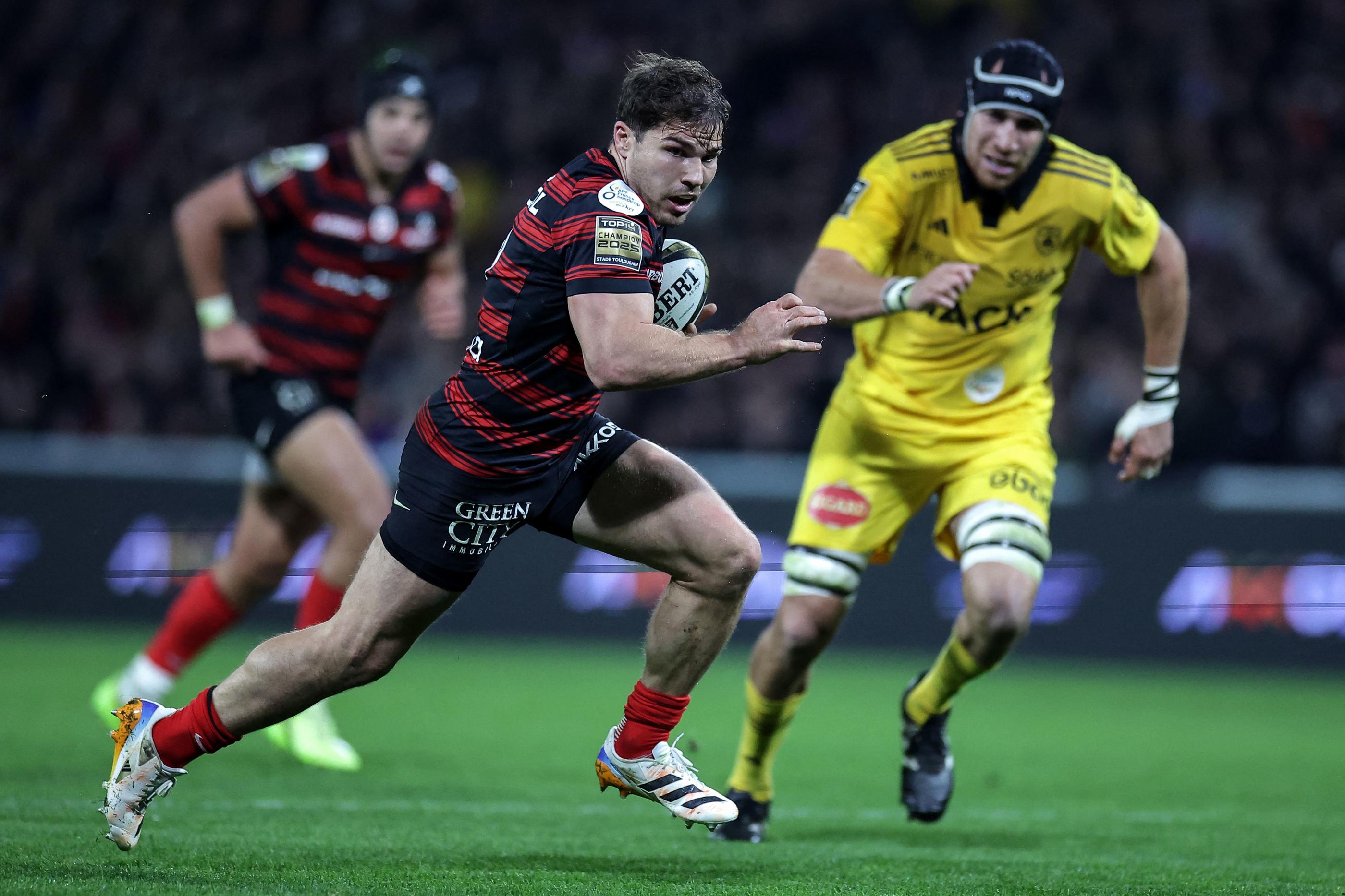 Antoine Dupont pendant le match Toulouse-La Rochelle