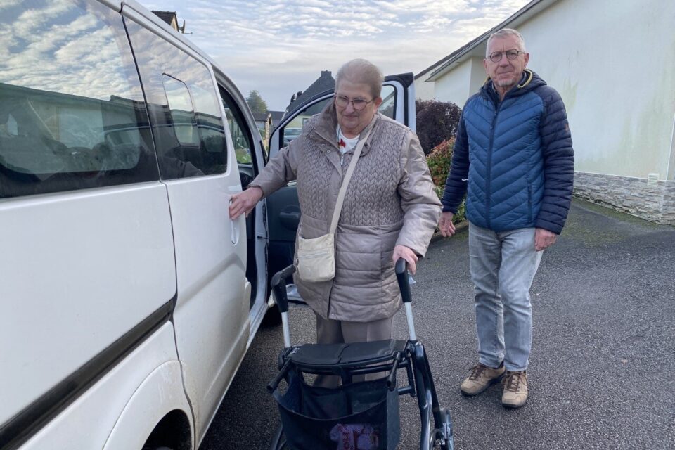 Une personne âgée bénéficiant de l