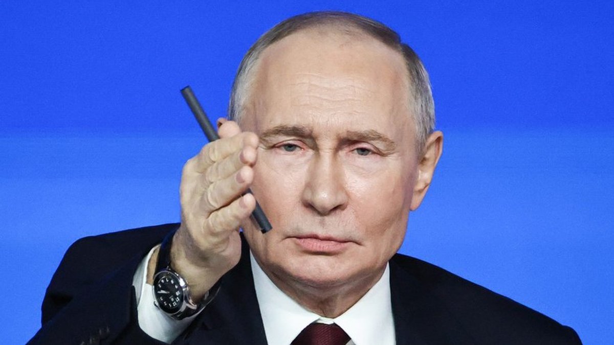 Poutine salue des dirigeants étrangers lors des vœux