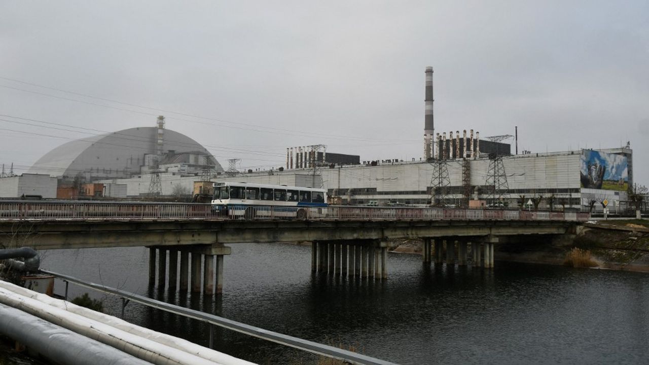 Vue du site nucléaire de Tchernobyl après l’attaque de drones