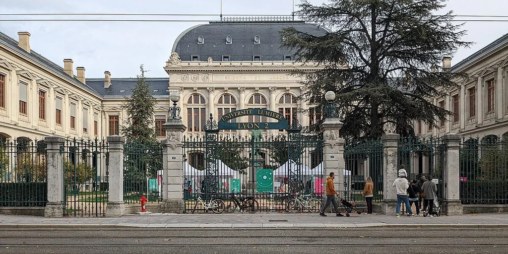 Suspension conservatoire d’un enseignant à Lyon 2 pour antisémitisme