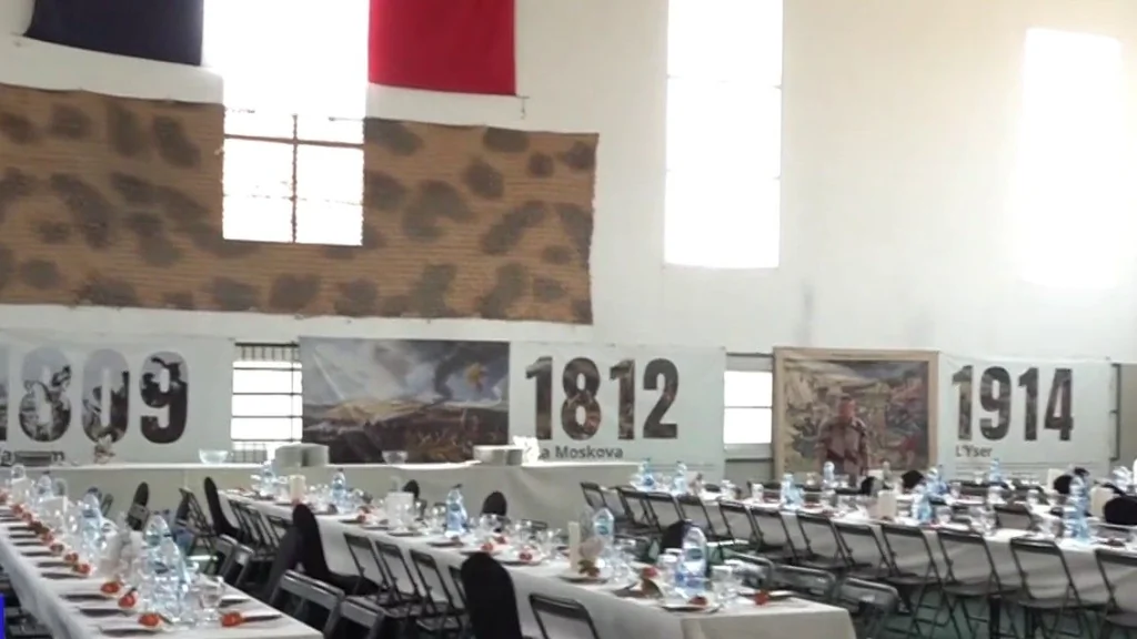 Macron célèbre Noël avec les troupes à Abou Dhabi