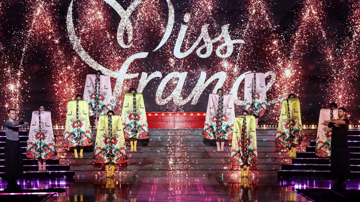 Candidate Miss France 2026 lors d'une présentation au Zénith