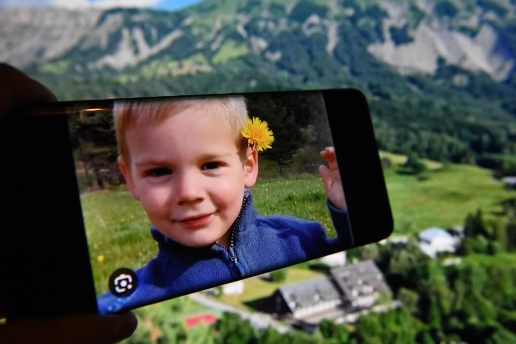 Nouvelles perquisitions chez les grands-parents d'Émile; deux vélos saisis