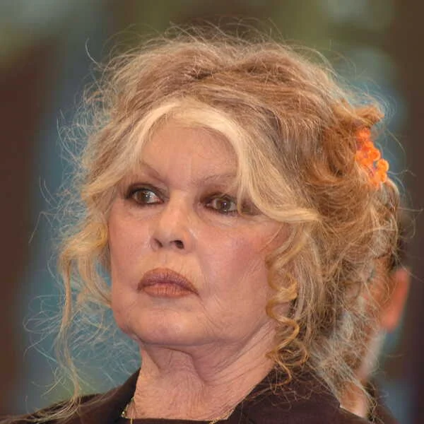 Obsèques Brigitte Bardot: date fixée et lieu en débat
