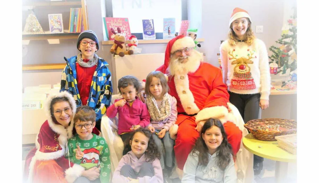 Le Père Noël en tournée dans le secteur d'Épinal : photos et moments magiques