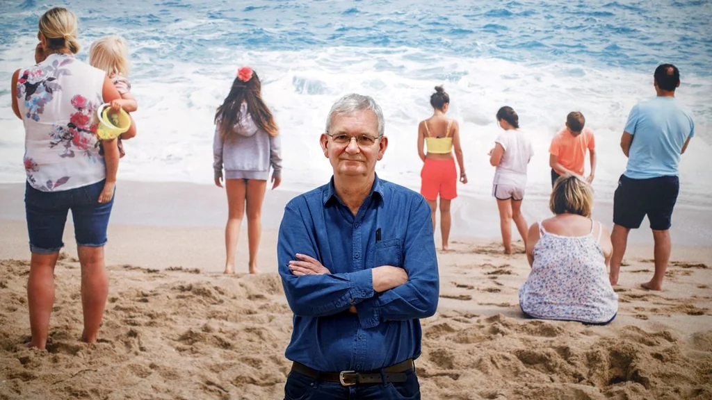 Décès de Martin Parr: le regard coloré d’un photographe emblématique