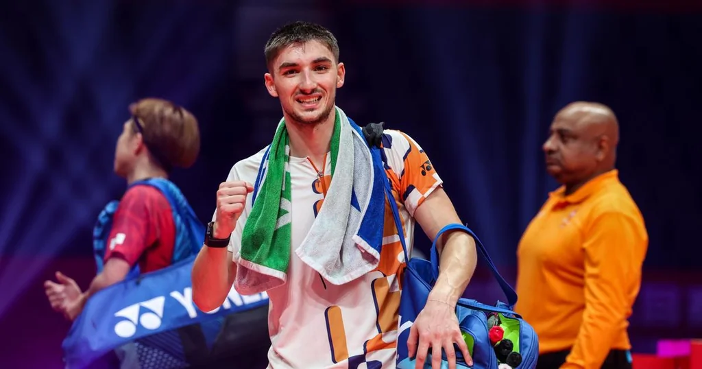 Christo Popov réalise un exploit historique en remportant le Masters de badminton
