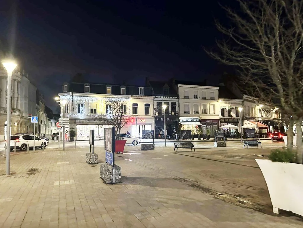 Saint-Amand : une réussite commerciale grâce à une politique locale dynamique