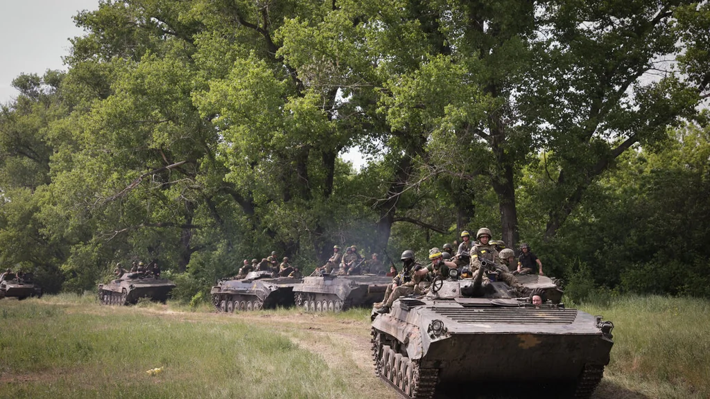 Siversk: retrait ukrainien et progression russe au front est