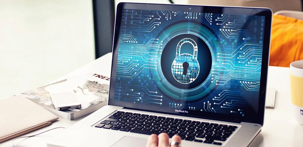 Gouvernements occidentaux renforcent la surveillance en ligne et ciblent les VPN