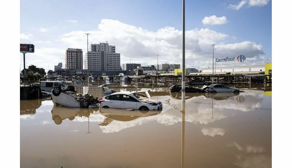 Trois disparus après des pluies diluviennes dans le sud de l’Espagne