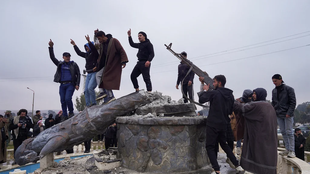 Damas reprend les champs pétroliers et étend son contrôle en Syrie