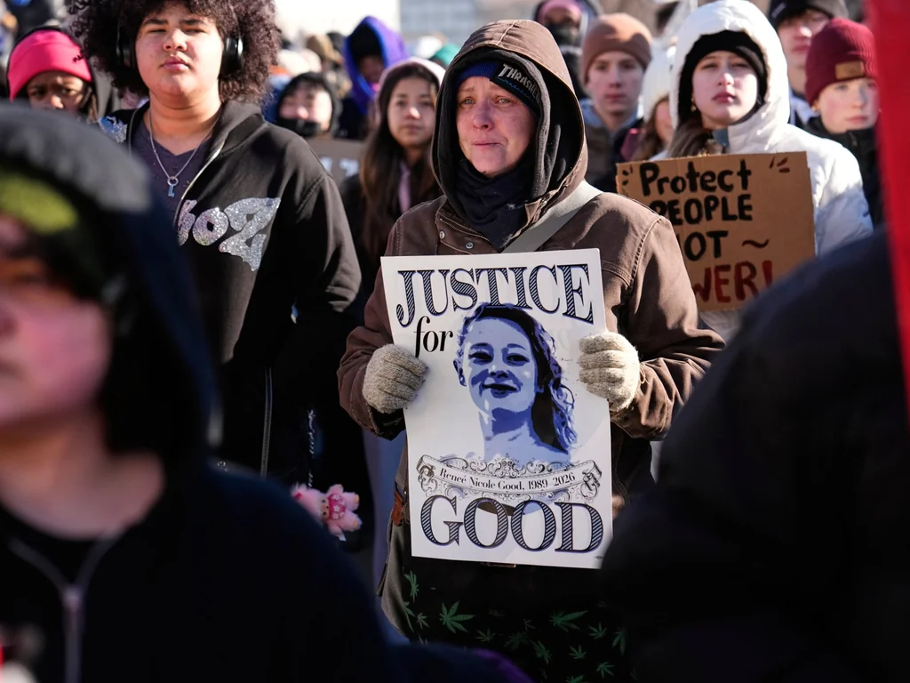 Le DOJ refuse d'enquêter sur la mort de Renee Good