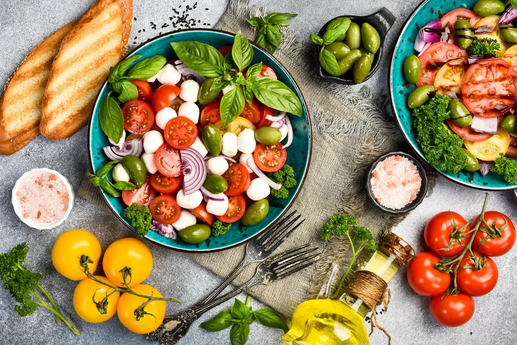 Perdre du poids cet été : commencez vos repas par ces aliments clés