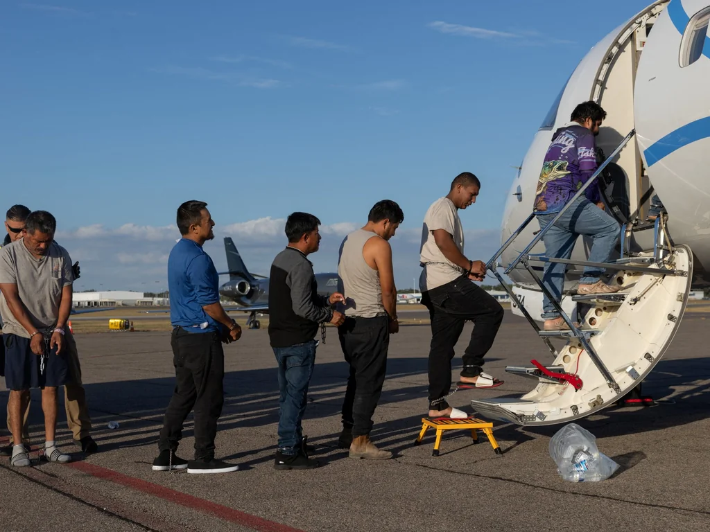 US : plus de 100 000 visas révoqués depuis le retour de Trump