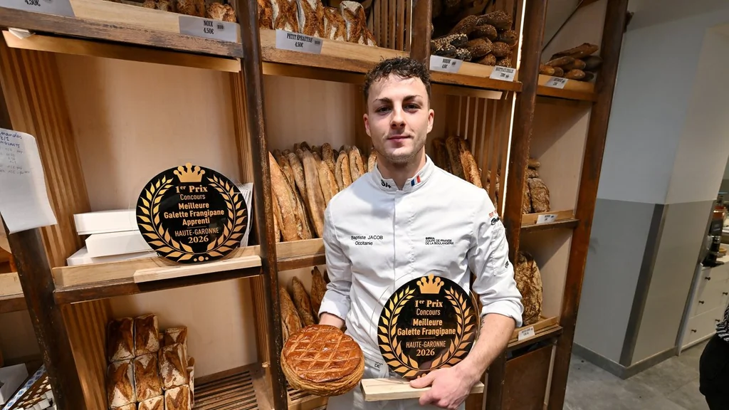 Baptiste Jacob, jeune boulanger, sacré roi de la galette frangipane en Haute-Garonne