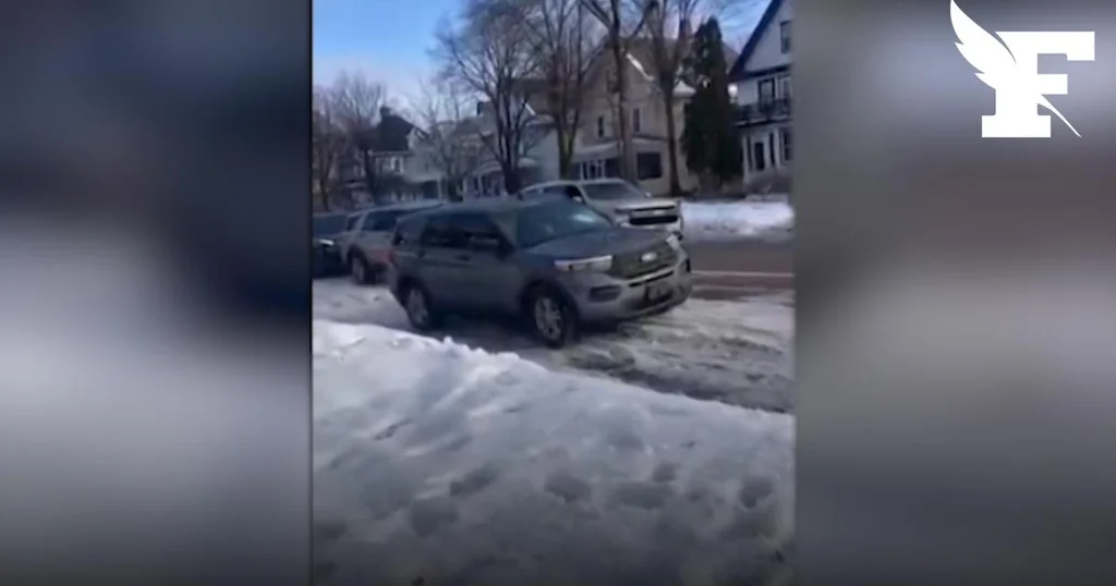 Femme abattue par l’ICE à Minneapolis: manifestations et versions en conflit