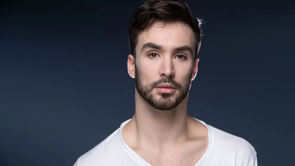 Guillaume Cizeron met en demeure Papadakis et son éditeur